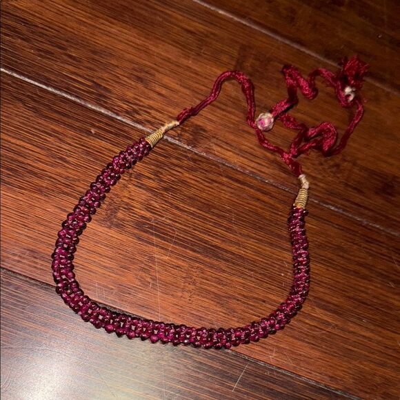 Elegant Burgundy Beaded Necklace - Adjustable Length - VINTAGE NECKLACE - Picture 1 of 3